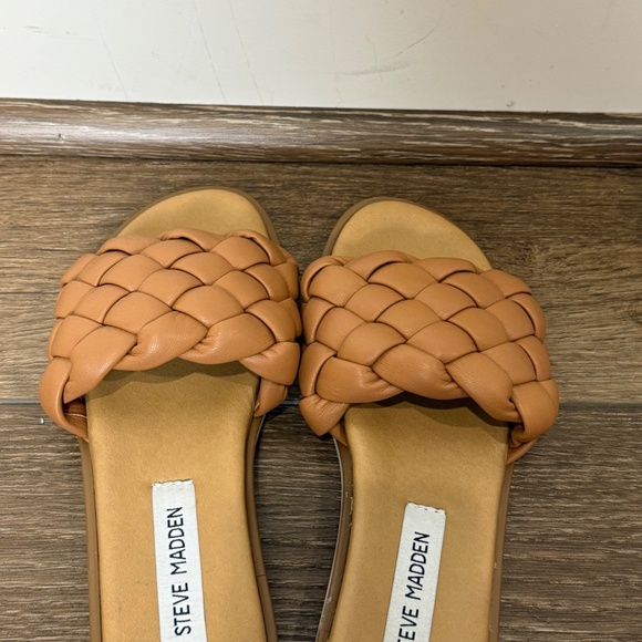 Steve Madden Women's Paislee Slides Camel Size 6 Braided Finish Summer - Picture 6 of 10